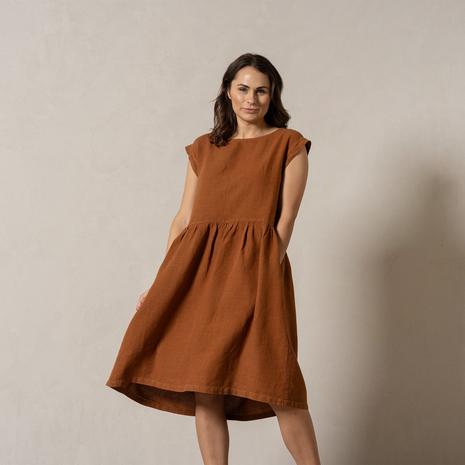 Smock Dress Cecilia Almond Brown