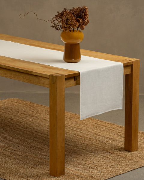 The menique pure white linen table runner. 